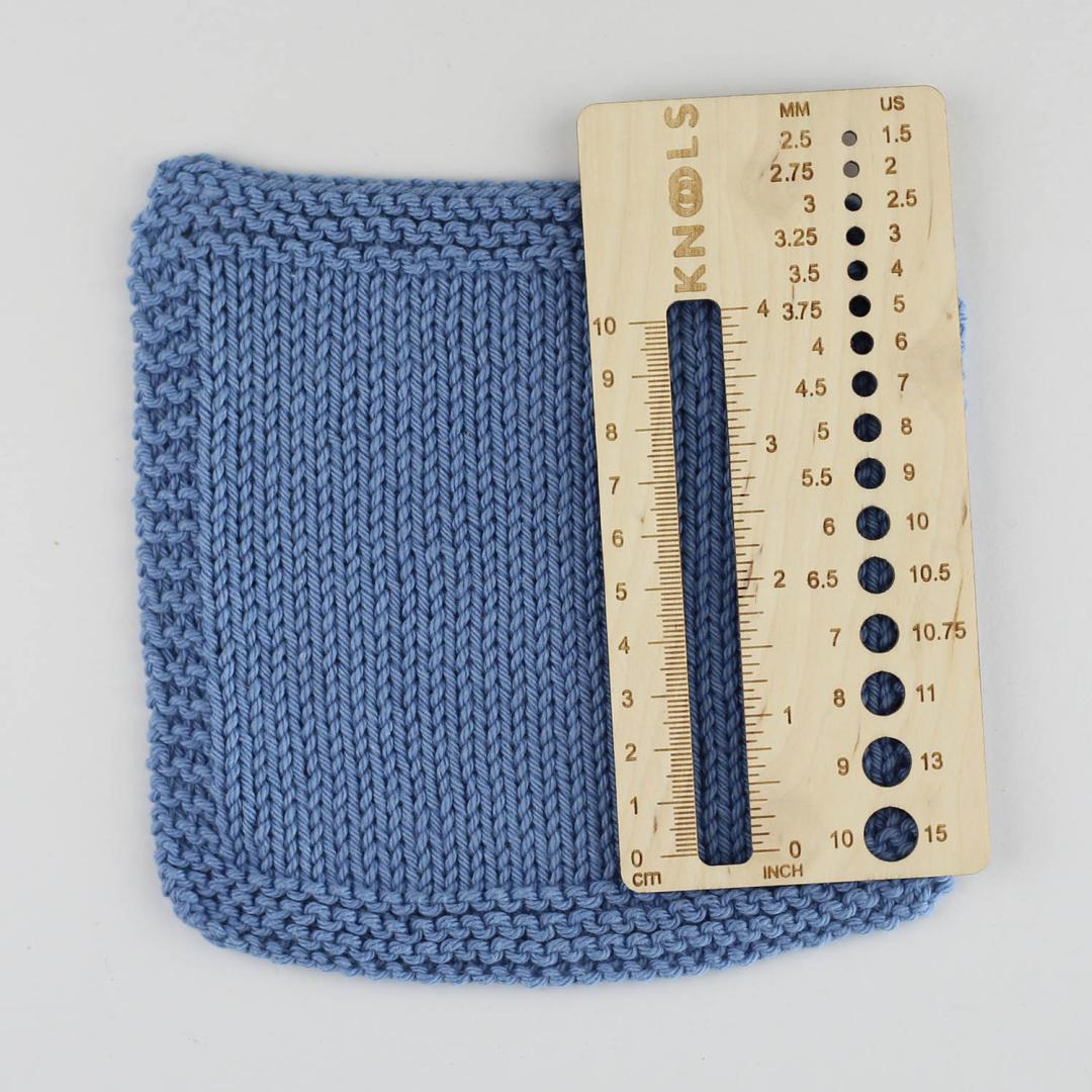 Knools Needle Gauge & Swatch Ruler