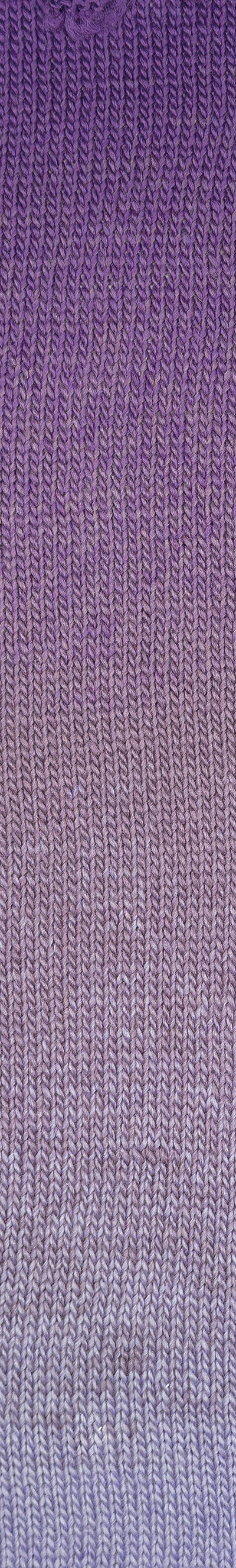Poema Flieder Lila Farbverlauf Strickprobe