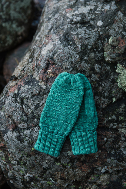 Soothing Stitches - Pauliina Kuunsola